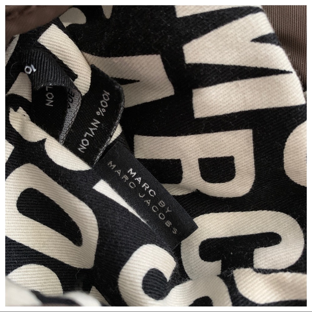 Marc by Marc Jacobs Pretty Nylon Quartz Grey Hobo - Picture 7 of 8
